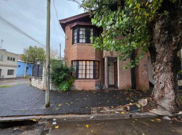 Casa · 130m² · 4 Ambientes · 1 Cochera · Venta Casa Tipo Duplex 5 Amb en Quilmes.