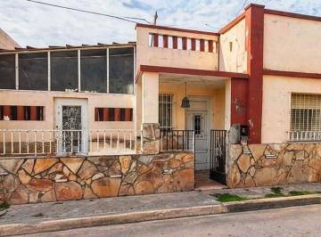 PH · 128m² · 4 Ambientes · Venta PH 4 Ambientes Ludueña / Inversión