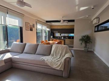 Casa · 200m² · 6 Ambientes · 1 Cochera · Venta Casa 4 Dorm. Pileta Barrio Los Pinos