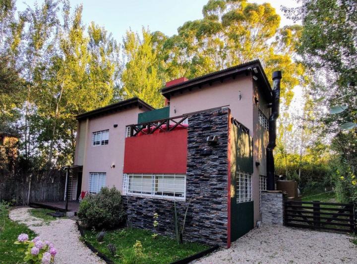 Departamento · 244m² · 6 Ambientes · 4 Cocheras
