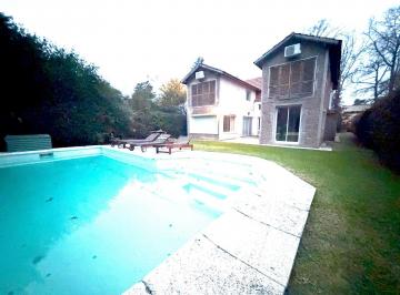 Casa · 140m² · 5 Ambientes · 2 Cocheras · Venta Casa Barrio Praderas de Lujan Oportunidad!