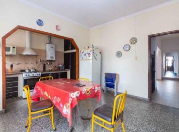 PH · 94m² · 4 Ambientes · PH 4 Ambientes con Patio en Planta Baja