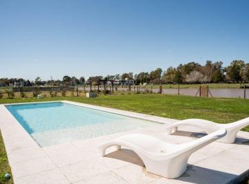 Casa · 300m² · 7 Ambientes · 2 Cocheras · Casa en Venta Area 60 7 Amb Barrio La Victoria