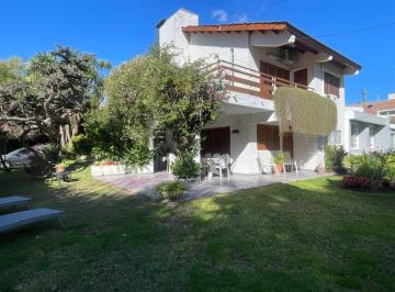 Casa · 4 Ambientes · 2 Cocheras · Venta Casa Country Club Los Troncos Pilar