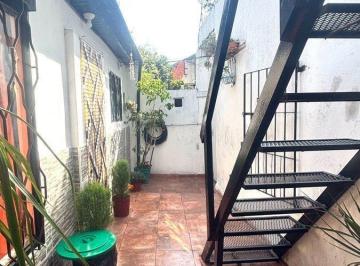 PH · 62m² · 4 Ambientes · Venta PH 4 Ambientes con Patio en Caseros