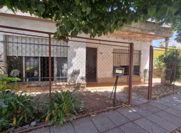 Casa · 85m² · 3 Ambientes · Venta Casa 3 Ambientes Ituzaingo