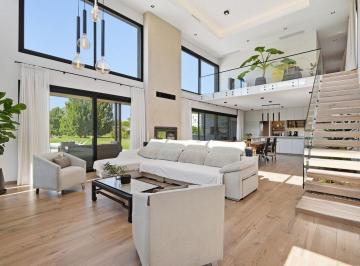 Casa · 293m² · 5 Ambientes · 6 Cocheras · Casa 5 Amb Vista Laguna Haras San Pablo Rodriguez