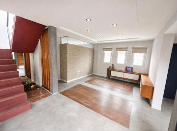 PH · 140m² · 5 Ambientes · Venta PH 5 Ambientes Moderno en Saenz Peña