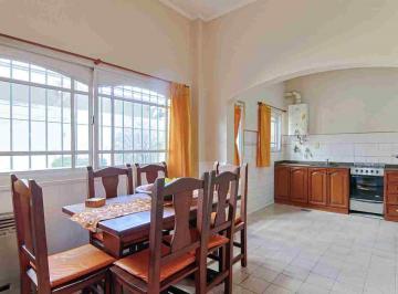 PH · 107m² · 6 Ambientes · Venta PH 6 Amb Lanus Este Apto Credito