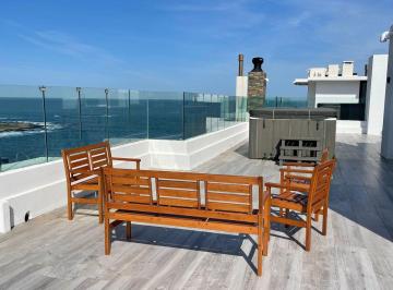 Departamento · 200m² · 7 Ambientes · 3 Cocheras · Venta Departamento en Punta del Este Frente Al Mar