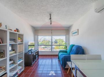 Departamento · 62m² · 4 Ambientes · Venta Apartamento Tres Dorm. Centro de Pando