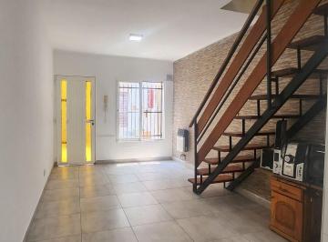 PH · 33m² · 3 Ambientes · Venta PH Duplex en Lomas del Mirador - Permuta