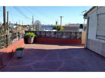 PH · 71m² · 3 Ambientes · Venta PH 3 Ambientes en Bernal con Patio Terraza