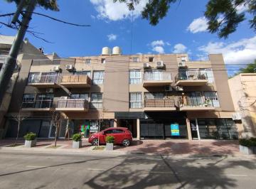 Garage · 17m² · Cochera con Baulera en Venta