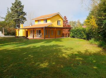 Casa · 170m² · 4 Ambientes · 2 Cocheras · Casa Venta 4 Amb Náutico Escobar Pura Naturaleza