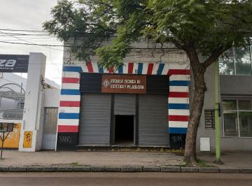 Local comercial · 134m² · Venta Local Mas Depto Dos Dorm. Centro