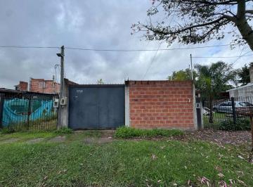 Casa · 184m² · 4 Ambientes · 2 Cocheras · Venta Casa 4 Ambientes en La Reja Moreno