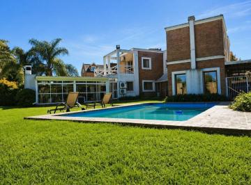 Casa · 279m² · 6 Ambientes · 2 Cocheras · Venta Casa 6 Ambientes Barrio Camino Real Boulogne