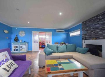 Casa · 130m² · 4 Ambientes · Casa 4 Ambientes Gran Lote Apta Credito Camet Nte