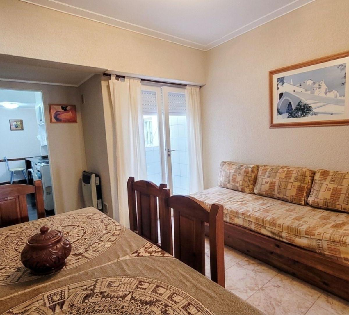 Impecable 2 ambientes en Piso 8 — Almirante Brown 2160