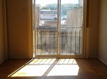 Departamento · 49m² · 2 Ambientes · Venta Dto 2 Amb Balcon Frances y Patio Liniers