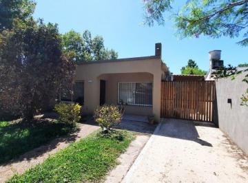 Casa · 85m² · 3 Ambientes · 2 Cocheras · Venta Casa 3 Ambientes en del Viso