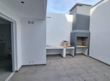 Departamento · 69m² · 3 Ambientes · 1 Cochera · Departamento de 2 Dorm. con Cochera y Patio