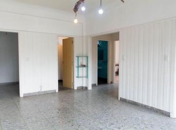PH · 150m² · 3 Ambientes · Venta 4 Ambientes con Terraza Ballester