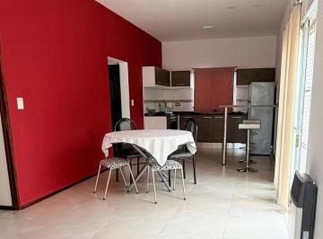 Casa · 50m² · 3 Ambientes · 8 Cocheras · Venta Casa un Dormitorio + 8 Cocheras