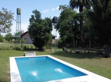 Quinta vacacional · 20m² · 1 Dormitorio · Venta Exaltacion de La Cruz Quinta Pileta Cabaña