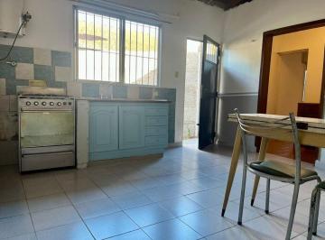 PH · 40m² · 2 Ambientes · Alquiler PH Benavidez Departamento 2 Amb Patio