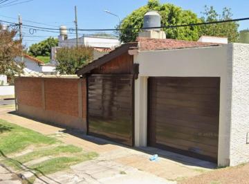 Casa · 132m² · 4 Ambientes · 2 Cocheras · Venta Casa 4amb Hurlingham