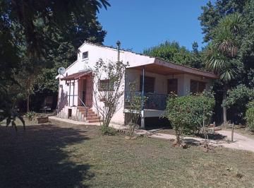Casa · 98m² · 4 Ambientes · 1 Cochera · Casa Quinta en Venta 2 Dorm. en Glew
