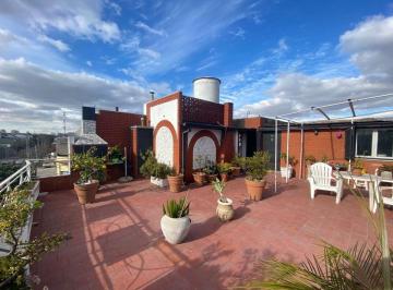 PH · 107m² · 3 Ambientes · Venta PH 3 Ambientes en Parque Avellaneda