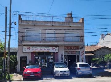 Casa · 238m² · 3 Ambientes · Venta Casa Quilmes 3 Amb. C/locales en Block
