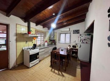 Casa · 70m² · 4 Ambientes · Casa en Venta