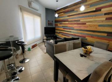 Casa · 60m² · 3 Ambientes · Venta Tres Ambientes Ramos Mejia.
