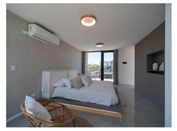Casa · 127m² · 4 Ambientes · 1 Cochera · Casa de Tres Dorm. en Suite