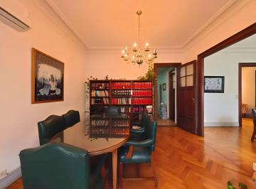 Departamento · 135m² · 5 Ambientes · Venta 5 Ambientes de Categoría Edificio Histórico