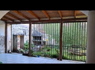 Casa de 4 ambientes, Concordia · Oportunidad Imperdible Vendo Amplia Propiedad en Zona Centro a Reciclar