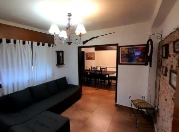 Departamento · 60m² · 4 Ambientes · Departamento - Centro