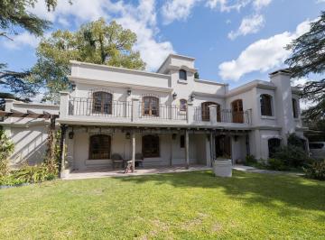 Casa · 271m² · 6 Ambientes · 3 Cocheras · Casa en Venta en Barrio Privado El Barranco Km 38, Pilar - a 600 m Panamericana