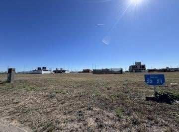 Terreno · 250m² · Lote Central Fondo Norte en Venta - Cuestas de Manantiales