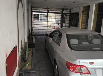 Garage , Floresta · Garage Individual Cubierto con Baulera – Pb – Floresta