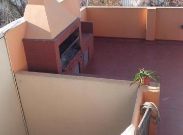 PH · 170m² · 7 Ambientes · PH Multifamiliar - 2 Plantas en Altos