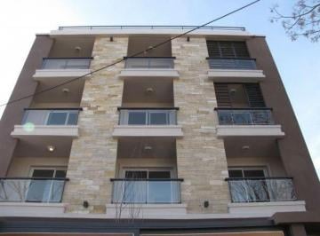 Departamento · 46m² · 2 Ambientes · 1 Cochera · Alquiler Departamento 2 Amb Pb con Cochera y Terraza Propia