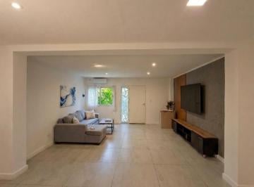 Casa de 3 ambientes, Pilar · Casa Remodelada a Nueva en Barrio Montecarlo. Dueño Directo