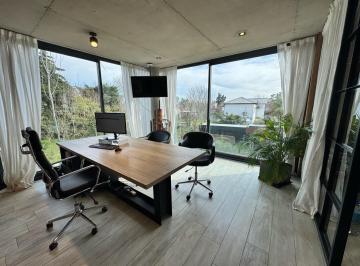 Oficina comercial · 50m² · 2 Ambientes · Oficina en Venta con Excelente Rendimiento de Alquiler