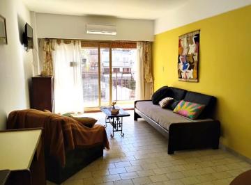 Departamento de 3 ambientes Alquiler $ 1.350.000 · Caballito Pque Rivadavia Alquiler Anual Departamento 3 Amb C/balcon Amoblado