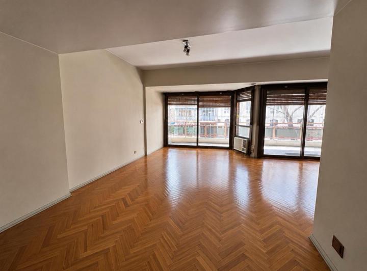 Departamento · 140m² · 4 Ambientes · 1 Cochera